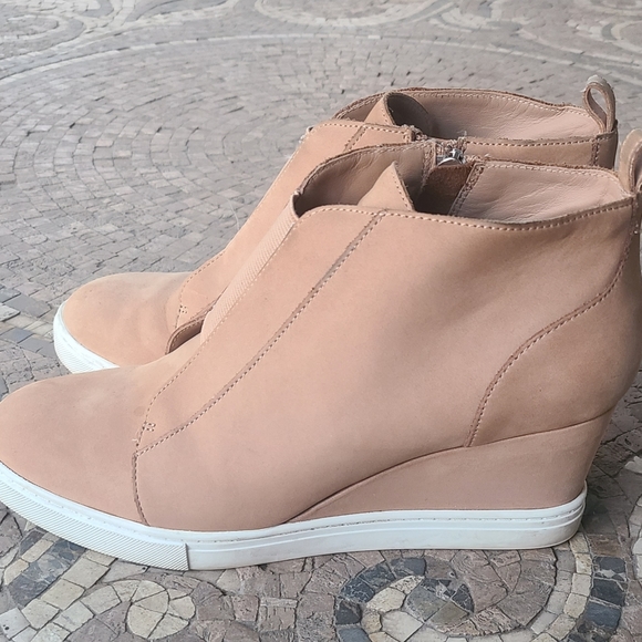 Paolo Shoes - Linea Paolo Felicia Nutmeg Nubuck Leather Wedge Sneakers